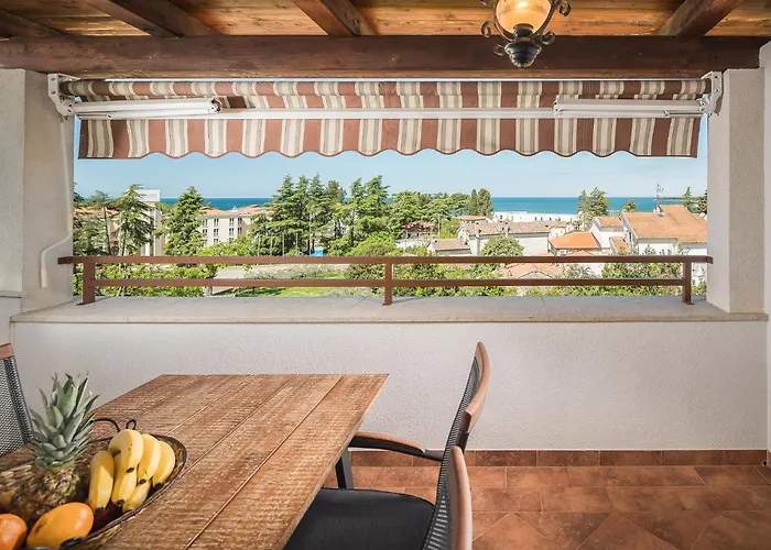 アパート Spada Premium ポレッチ